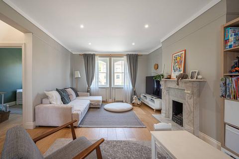 3 bedroom flat for sale, Parkhill Road, Belsize Park, London, NW3