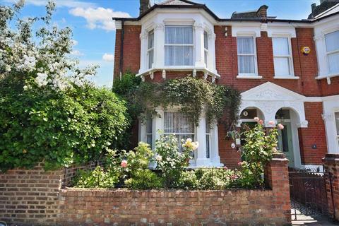 1 Whitehall Gardens, London, W4 3LT