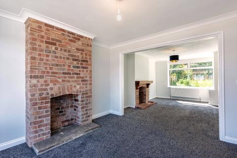 3 bedroom semi-detached house to rent, Newland Park Drive, Hull Road, York, YO10