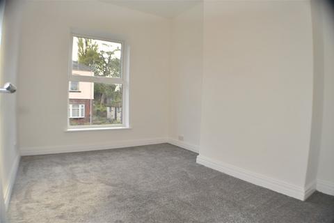 3 bedroom terraced house for sale - Mottram Road, Hyde, SK14 2NX