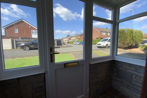 8 Rufford Close, Ashton-under-lyne, OL6 8XA