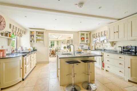 5 bedroom detached house for sale, Foxley