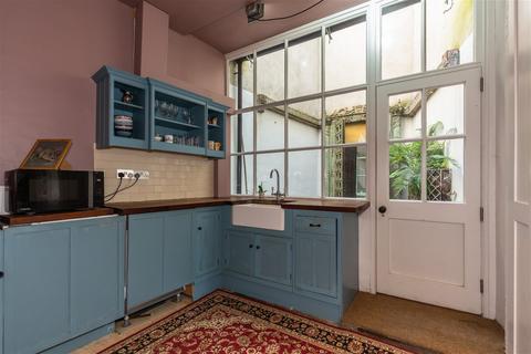 4 bedroom terraced house for sale - Christchurch Street East, Frome, BA11 1QH