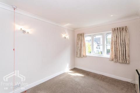 1 bedroom flat for sale, Henry Street, Lytham , Lancashire
