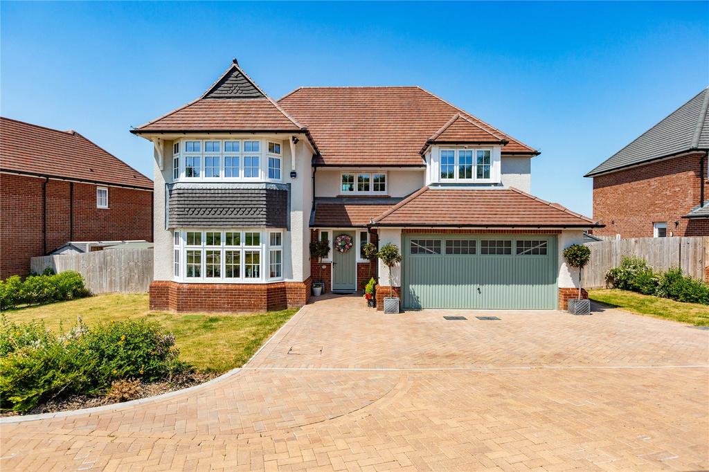 Laurel Drive, Bulphan, Upminster, Essex, RM14 4 bed detached house for