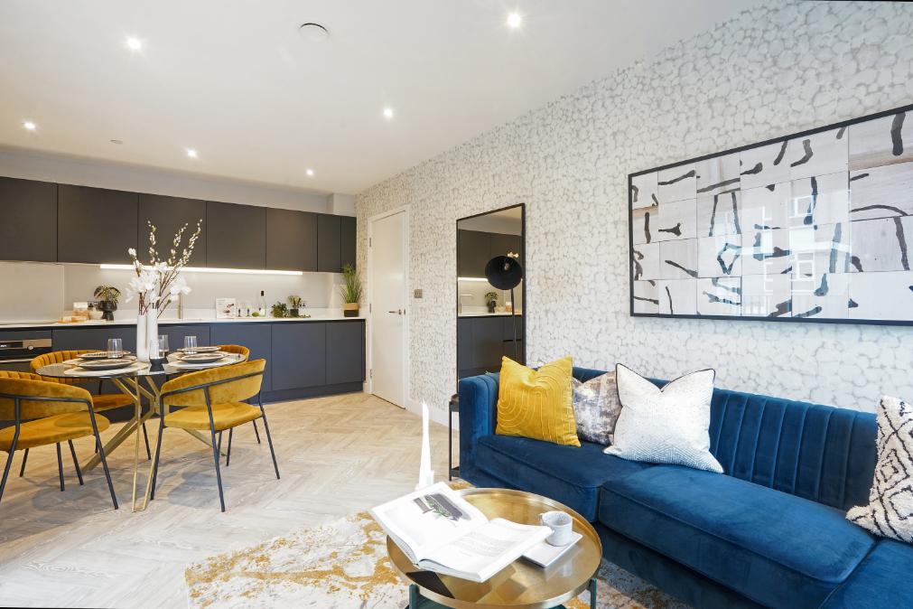 Flat 18, Raphis Court, 2 Hermitage Lane London ...