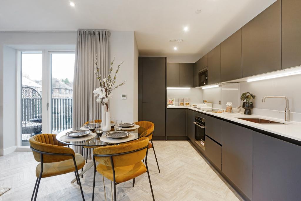 Flat 18, Raphis Court, 2 Hermitage Lane London ...