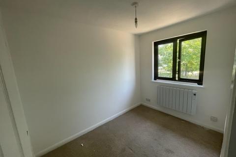 2 bedroom house to rent, Broster Gardens, South Norwood, SE25