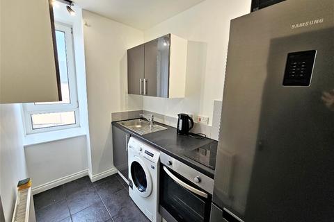 2 bedroom flat to rent, Claremont Street, City Centre, Aberdeen, AB10