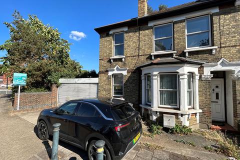 6 College Road, Bromley, BR1 3NS