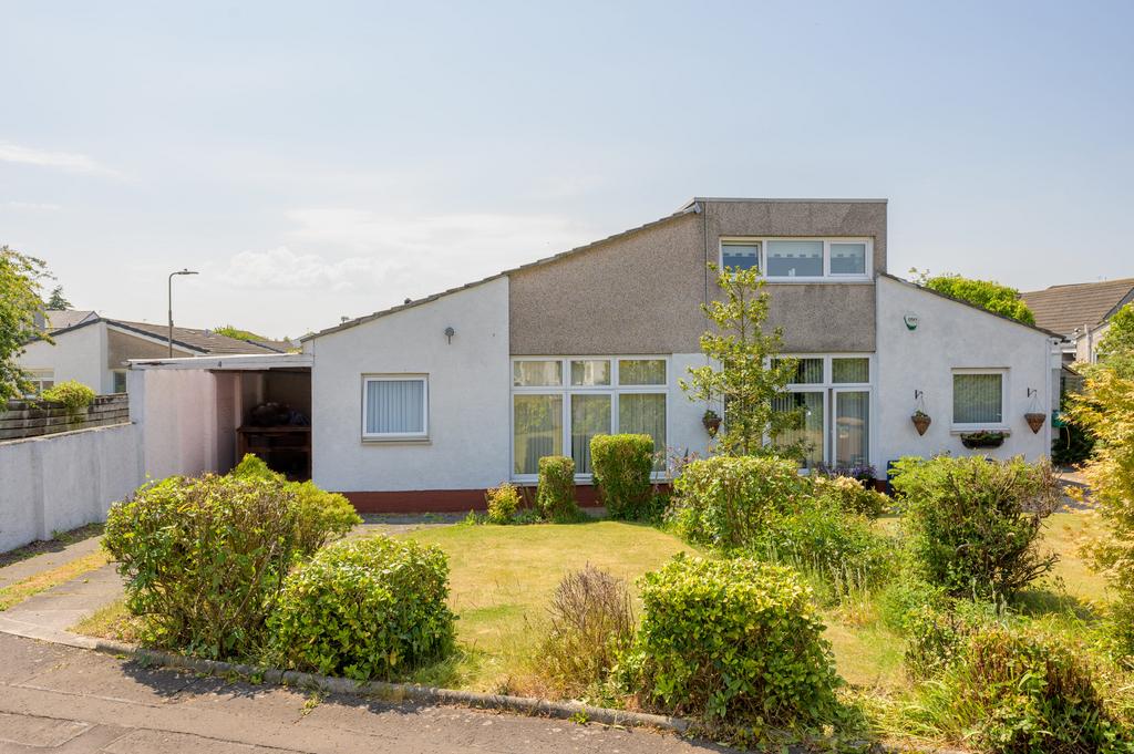 4 North Gyle Park, Edinburgh, EH12 8LE 2 bed semidetached house for