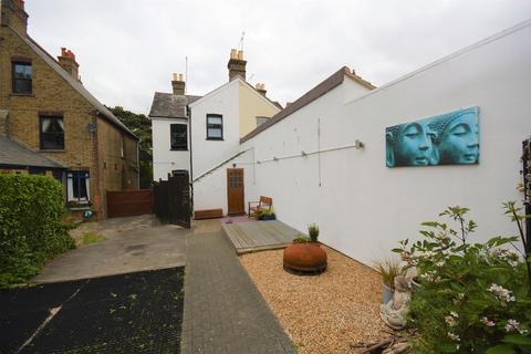 252 Baddow Road, Chelmsford, CM2 9QR