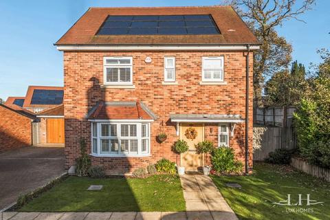 undefined, Sycamore Close, Great Warley