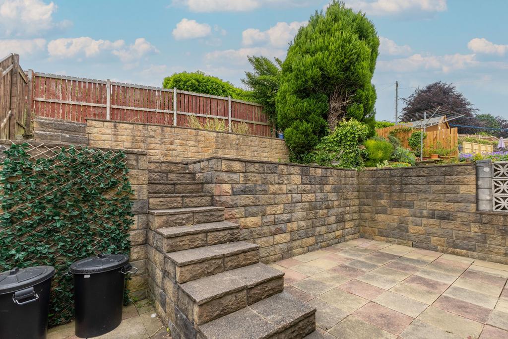 Kirk Lane, Hipperholme, HX3 8EU 3 bed semidetached house for sale £