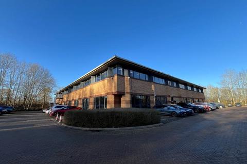 Office to rent, Pembroke House, Aynho Road, Banbury, OX17 3NS