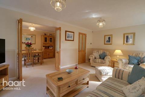 6a Alexandra Road, Biggin Hill, Westerham, TN16 3NY