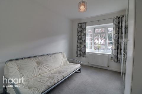 6a Alexandra Road, Biggin Hill, Westerham, TN16 3NY