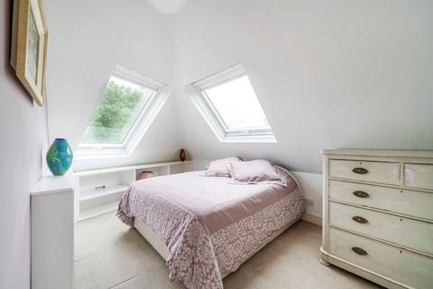 1 Ridgeway Road, Isleworth, TW7 5LB