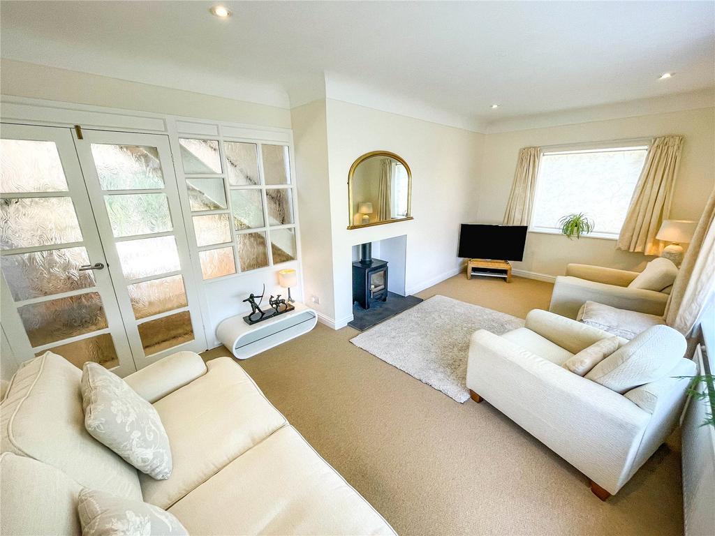 Merton Drive, Chester, Cheshire, CH4 4 bed detached house £450,000