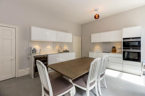 141 Constitution Street, Edinburgh, EH6 7AD