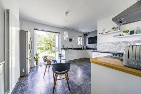 12 Sandiland Crescent, Bromley, BR2 7DR
