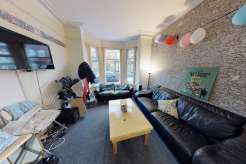 7 bedroom house to rent, Norwood Road, Leeds