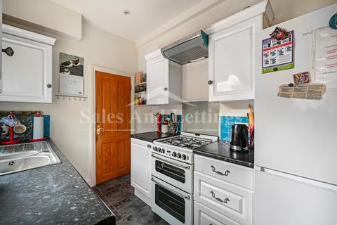 3 bedroom end of terrace house for sale, Cromwell Road, Wembley HA0