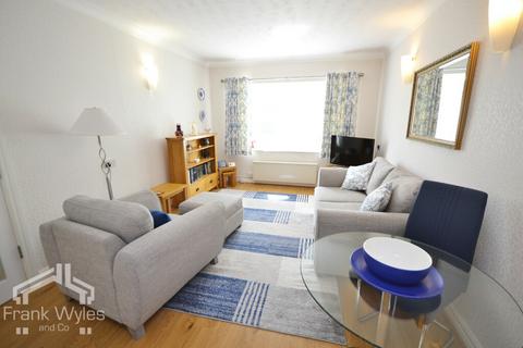 1 bedroom flat for sale - Henry Street, Lytham , Lancashire