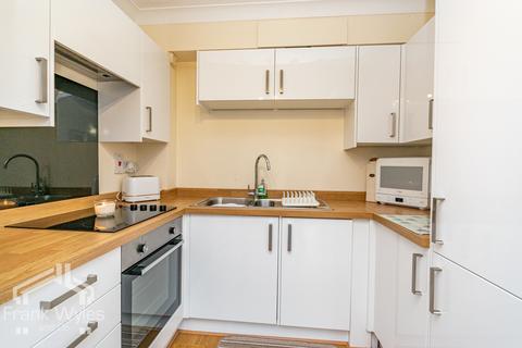 1 bedroom flat for sale - Henry Street, Lytham , Lancashire