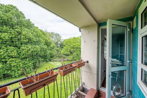 undefined, Horne Way, West Putney, London, SW15