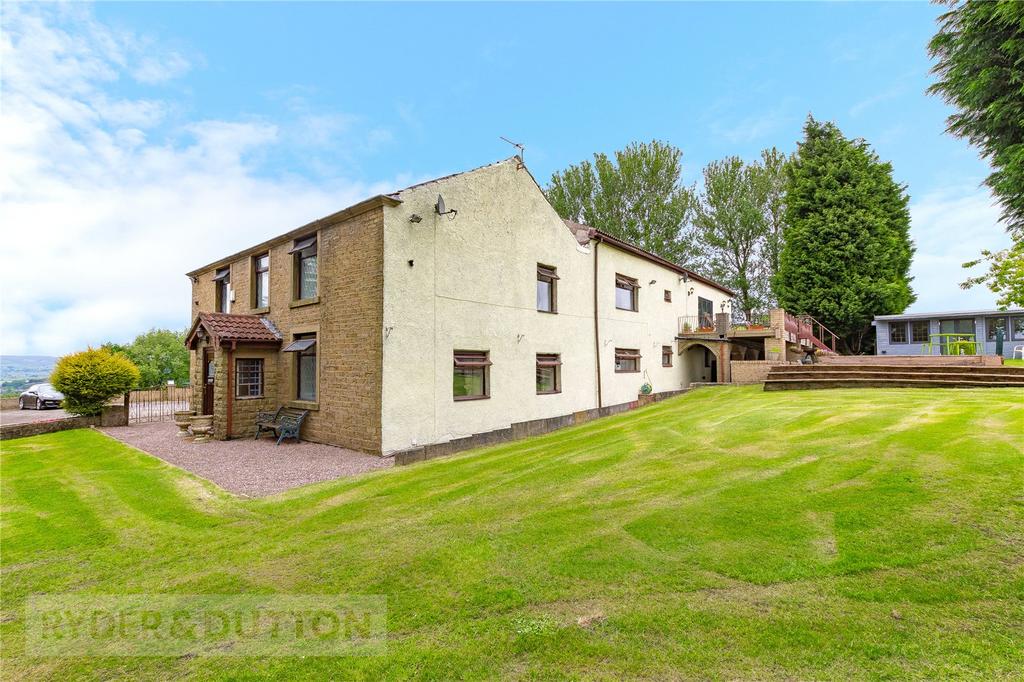 Burnedge, Rochdale, Greater Manchester, OL16 6 bed detached house for ...