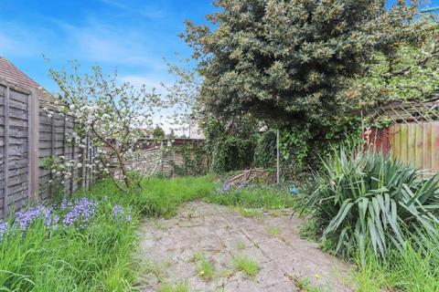 3 bedroom terraced house for sale, Woodgrange Avenue, North Finchley