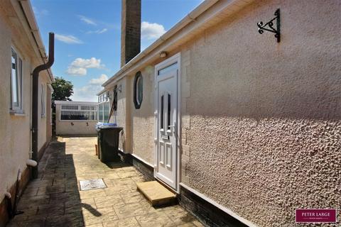 2 bedroom detached bungalow for sale, 37 Garnett Drive, Prestatyn, Denbighshire  LL19 7DL