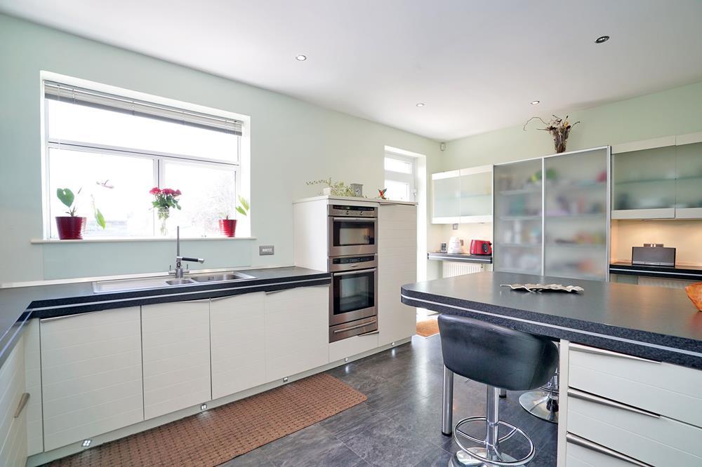 Kitchen1