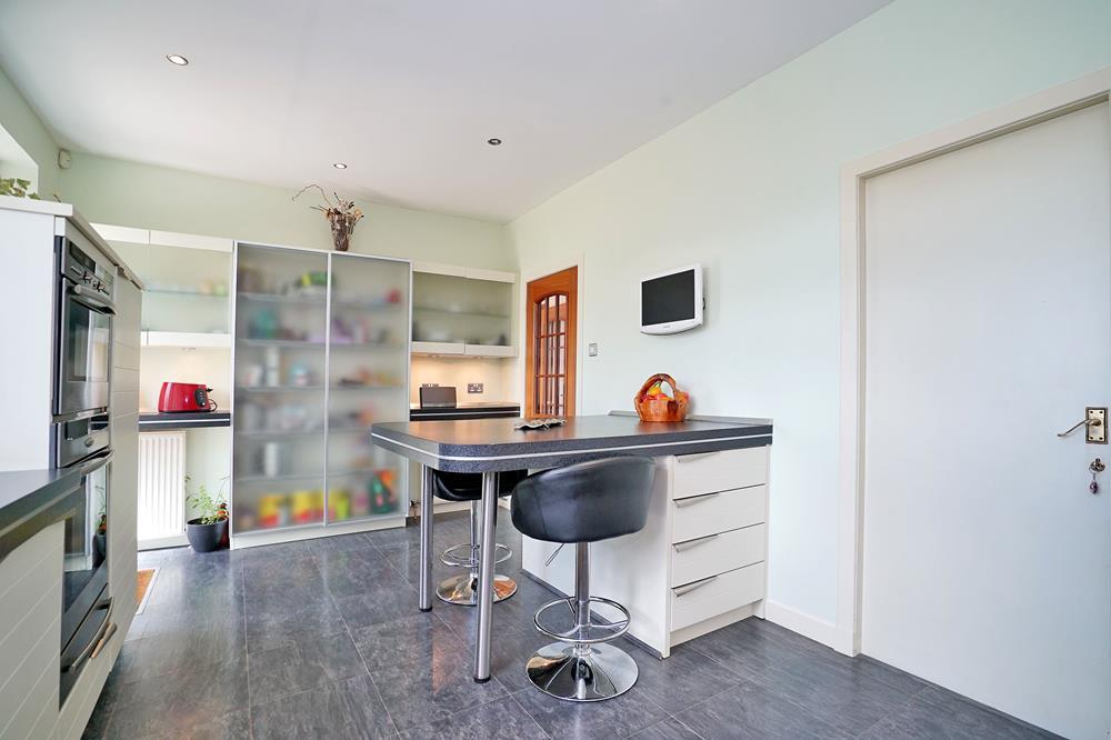 Kitchen2