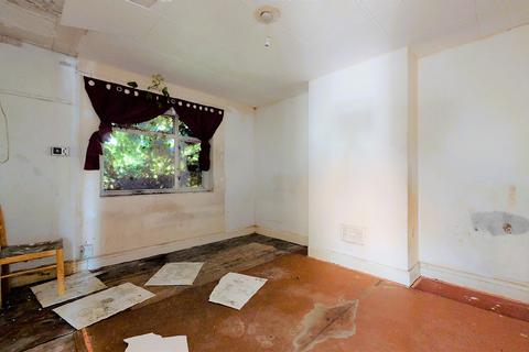 168 Rowan Road, London, SW16 5JQ