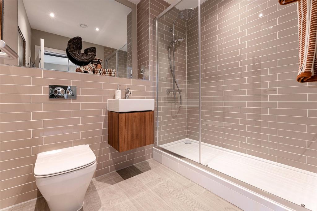 Show Apartment