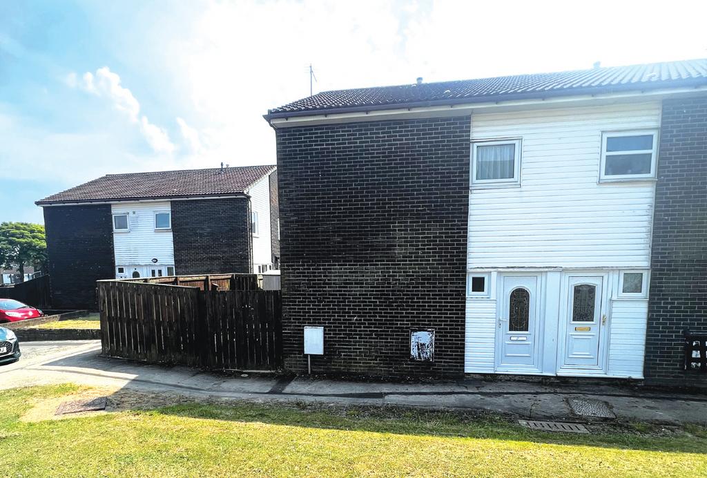 10 Trevelyan Place, Peterlee 2 bed terraced house £30,000