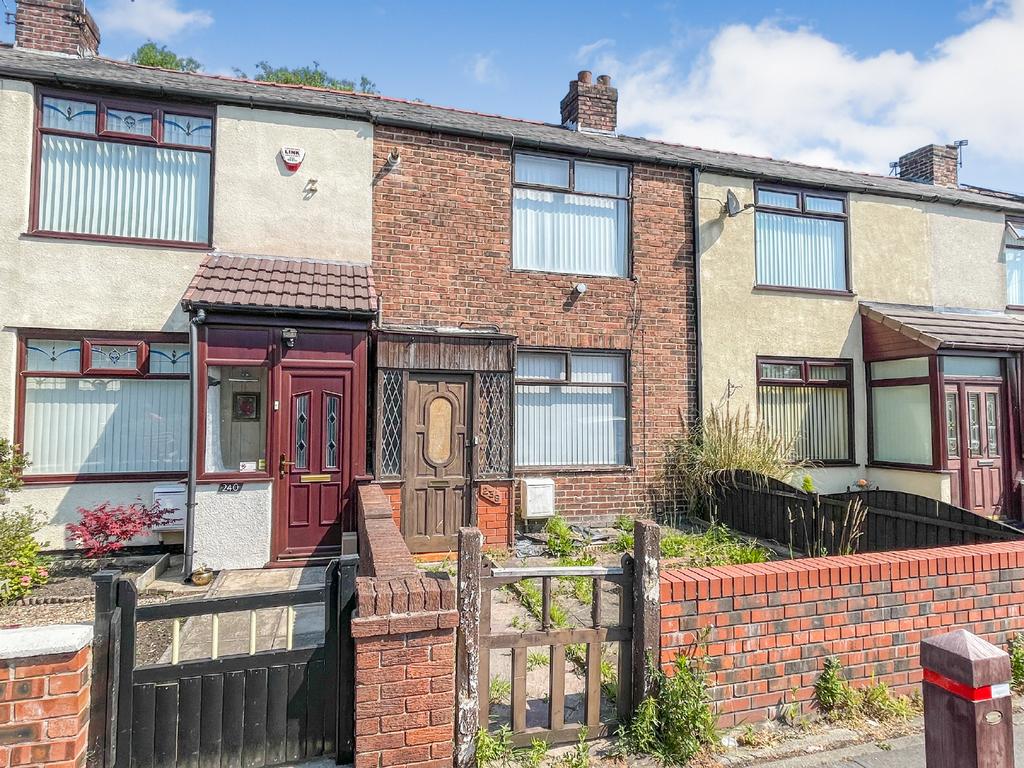 238 Gartons Lane, Clock Face, St Helens 2 bed terraced house £20,000