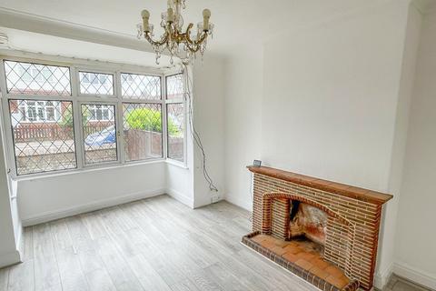4 Frusher Avenue, Grimsby, DN33 2BE