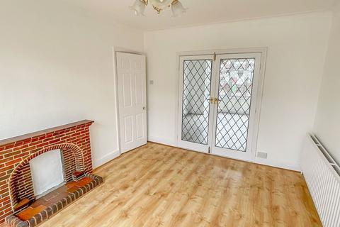 4 Frusher Avenue, Grimsby, DN33 2BE