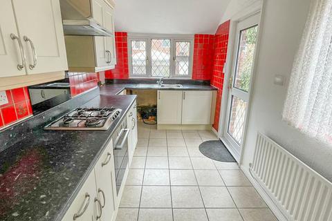 4 Frusher Avenue, Grimsby, DN33 2BE