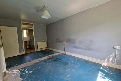 76 Spanby Road, London, E3 4EN