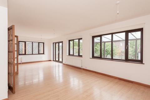 38 Crabtree Lane, Bookham, Leatherhead, KT23 4PH