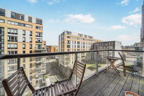 2 bedroom apartment for sale, New Capital Quay,   SE10