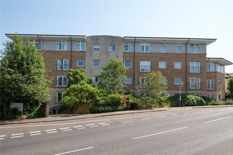 2 bedroom flat to rent, Camp Road, St. Albans, Hertfordshire