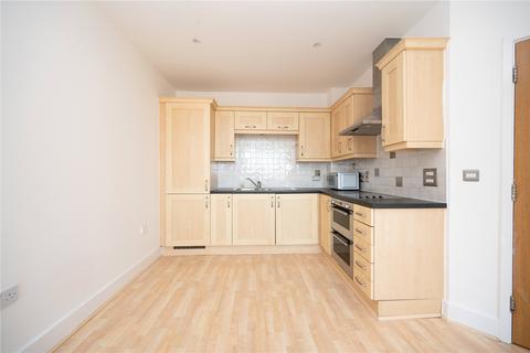 2 bedroom flat to rent, Camp Road, St. Albans, Hertfordshire