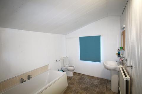 1 bedroom in a house share to rent, 105 Burton Road, Lincoln, Lincolnsire, LN1 3LL