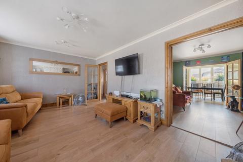 5 Simms Close, Carshalton, SM5 2SJ