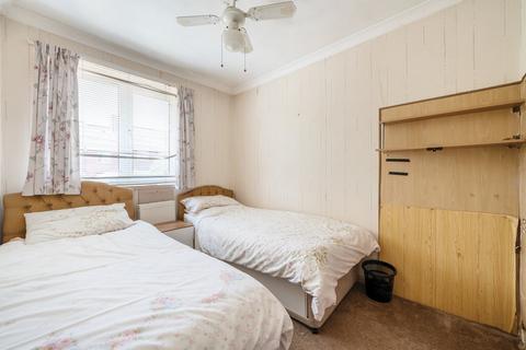 15 Wigmore Road, Carshalton, SM5 1RE